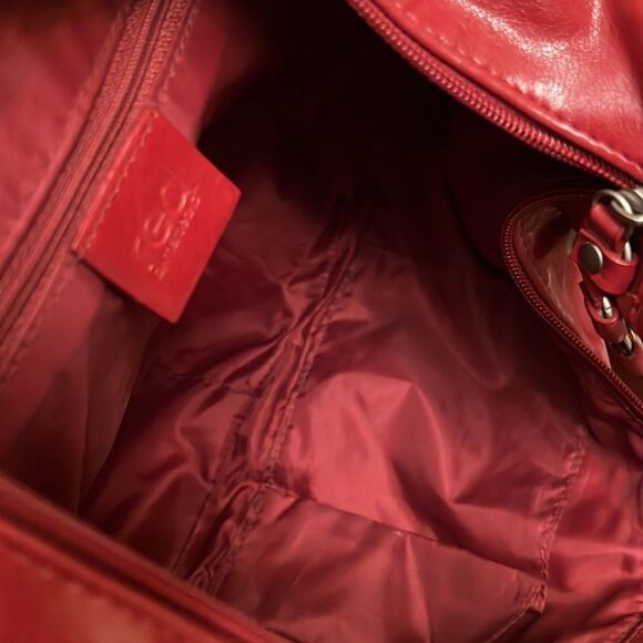 VTG *ROCKSTUD* Wide Vegan Patent Style Strap Handbag ROCKER 90’s Y2K 80’s - Picture 14 of 16